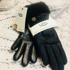NEW Touchscreen Ugg gloves